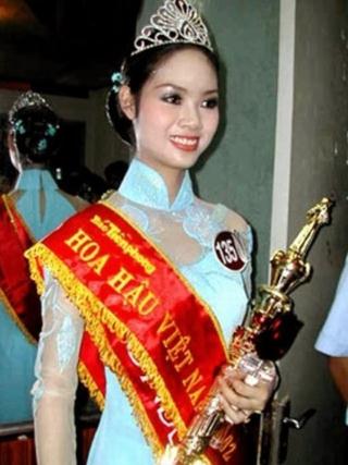 Phạm Thị Mai Phương Hoa hậu Việt Nam 2002